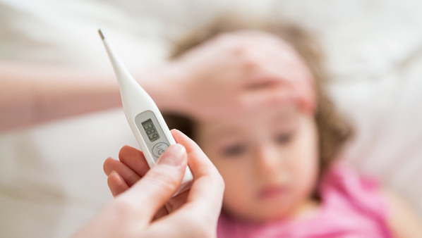 孩子咳嗽发烧改如何进行调理 孩子咳嗽发烧怎么办最有效