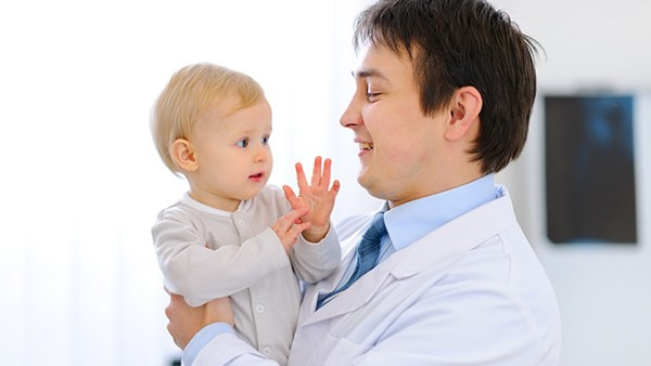 九个月婴儿咳嗽有痰怎么办 九个月婴儿咳嗽有痰常有的治疗方法有4种