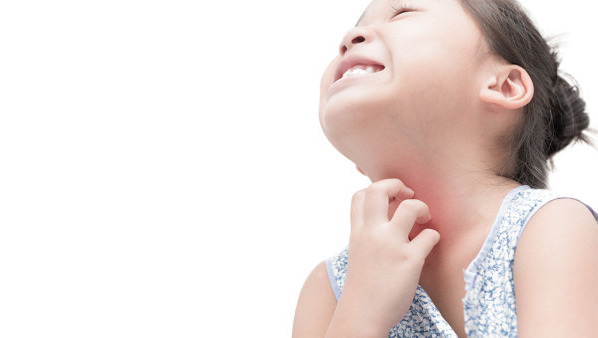 儿童湿疹该如何进行治疗 患有儿童湿疹吃什么比较好