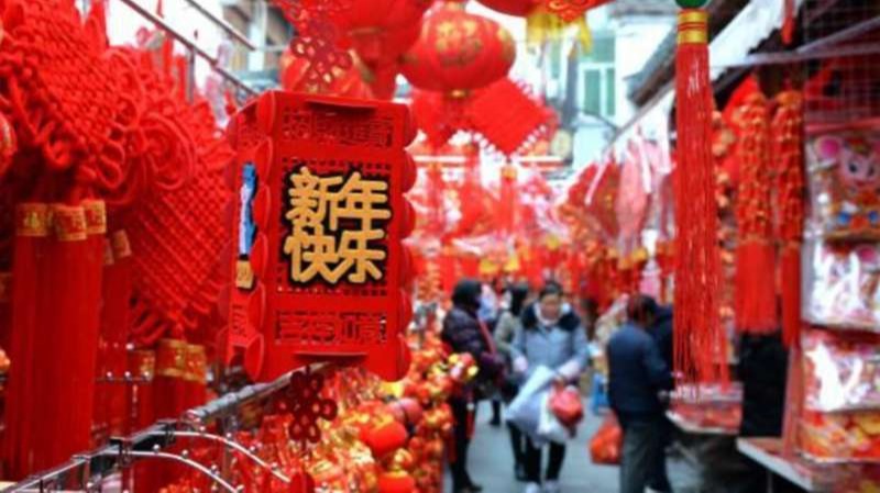 今年春节还返乡吗？全国多地倡议就地过年