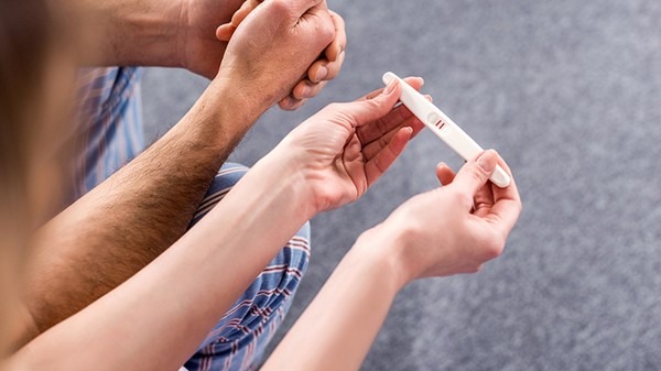 代表建议推行免费婚检项目,预防出生缺陷