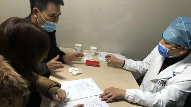 8岁男孩脑死亡父母忍痛捐献器官 成功摘取了1个肝脏、1对肾脏