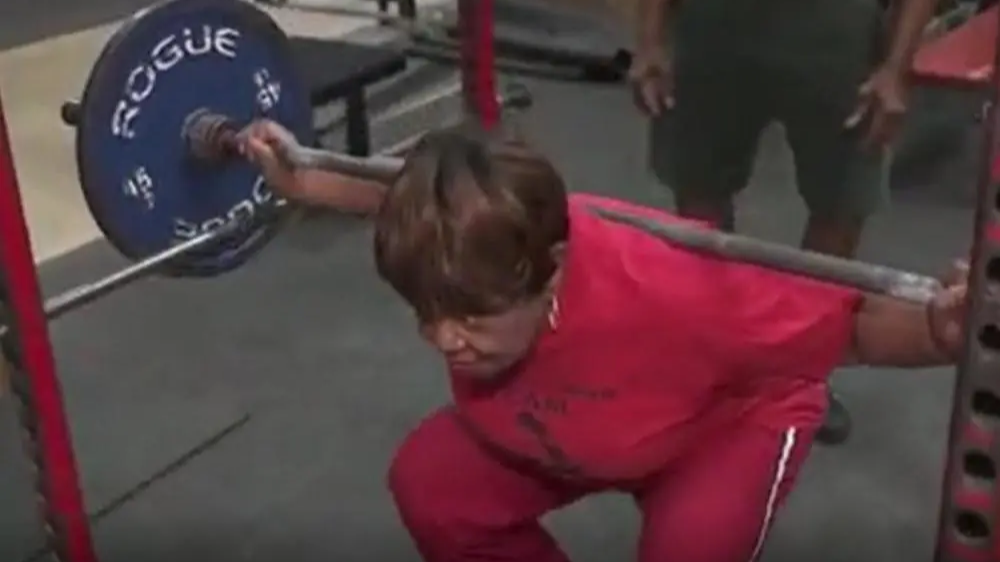 美国78岁奶奶减肥逆袭成世界冠军 下个目标举重总重量超过1000磅
