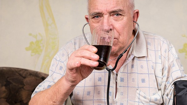 老年人喝酒对身体有好处吗？老年人如何正确喝酒
