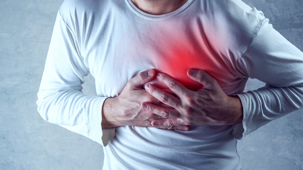 胸膜炎的早期症状有哪些，出现3个症状可能是胸膜炎