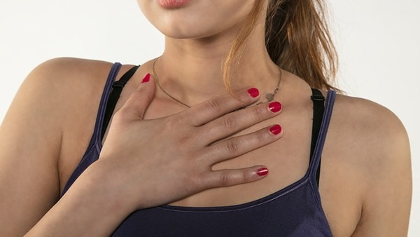 胸部发痒是得了乳房疾病吗？女性乳房痒的5个原因