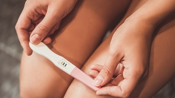 性生活怎么能顺利怀孕，女性应该这样计算自己的排卵期
