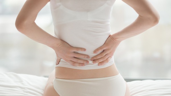 经期腰痛是怎么回事 怎样缓解经期腰痛