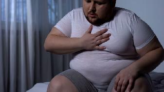 大喘气心脏疼怎么回事，胸口异常要警惕这些病