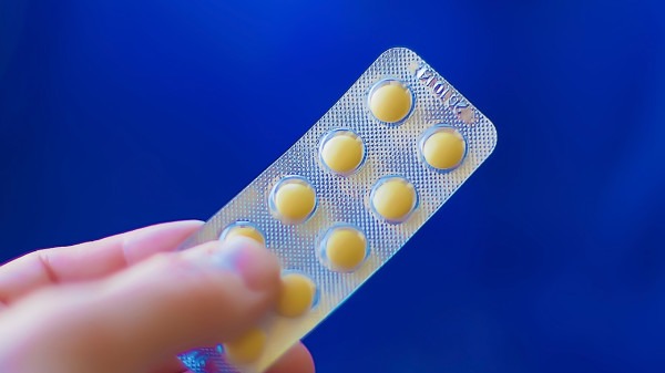 女人长期吃避孕药危害大 女人避孕的方式有哪些？