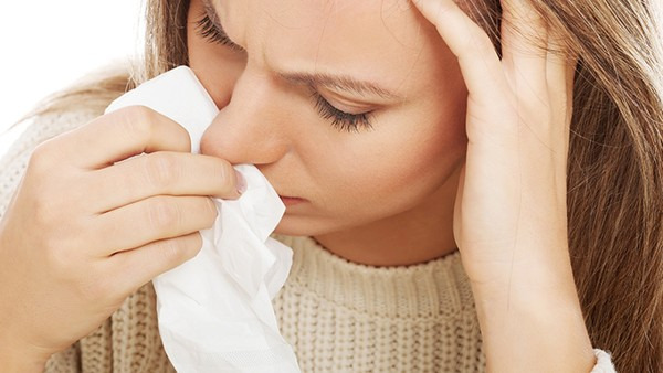 新冠肺炎会流鼻涕吗，流鼻涕是新冠的症状吗
