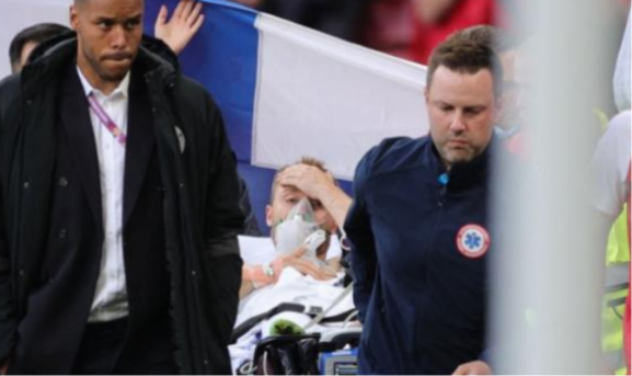 欧洲杯赛场，丹麦巨星埃里克森突发休克，一度心跳停止