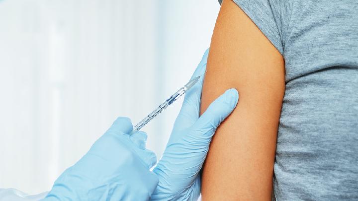 怎么能预约打新冠疫苗 接种新冠疫苗会不会有不良反应
