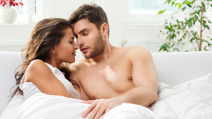 了解男人最喜欢的性姿势，对促进夫妻关系至关重要