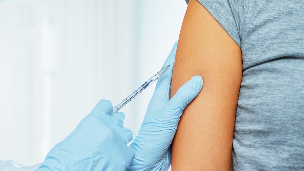 网友反应：在A省打的新冠疫苗，B省却查不到？