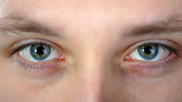 哪些行为会导致干眼症  干眼症有什么危害
