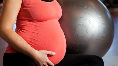孕晚期更要警惕  若想顺产还要注意脐带绕颈