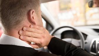 经常遭受肩周炎的疼痛怎么办  哪些表现说明是肩周炎
