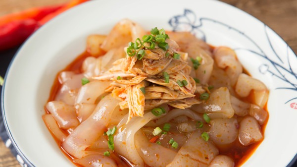 吃茄子也要玩出新花样 美味的麻酱茄子