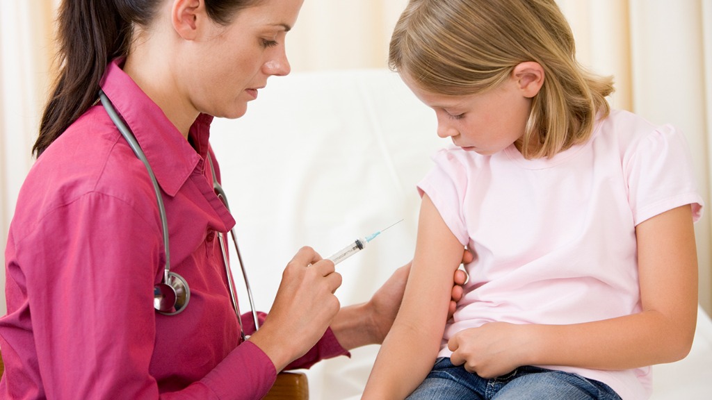 月经哺乳期间能不能打新冠疫苗 为什么哺乳期不能接种新冠疫苗