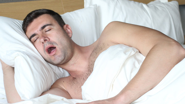 裸睡有什么好处 男人裸睡可以提高性功能么