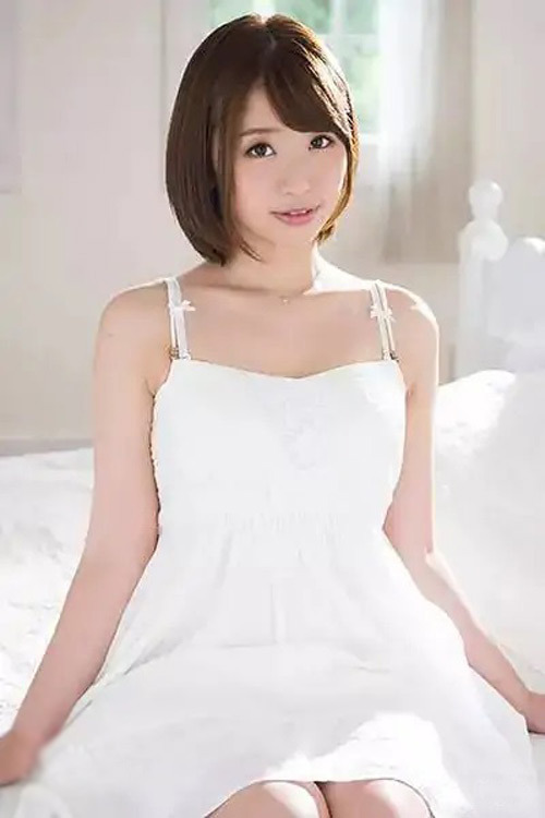 淺田結梨個人資料作品番號全集f罩杯人氣女僕蘿莉系女優淺田結梨