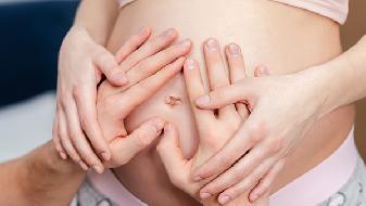 孕期肚皮痒是如何回事  如何减轻痛苦