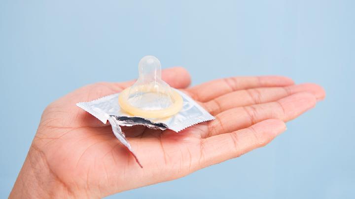 不安全的避孕套 不健康的避孕套