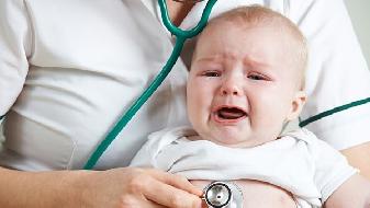 如何判断宝宝哭闹是不是因为胀气 宝宝胀气的处理办法