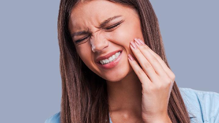 牙龈炎早期的症状表现有哪些