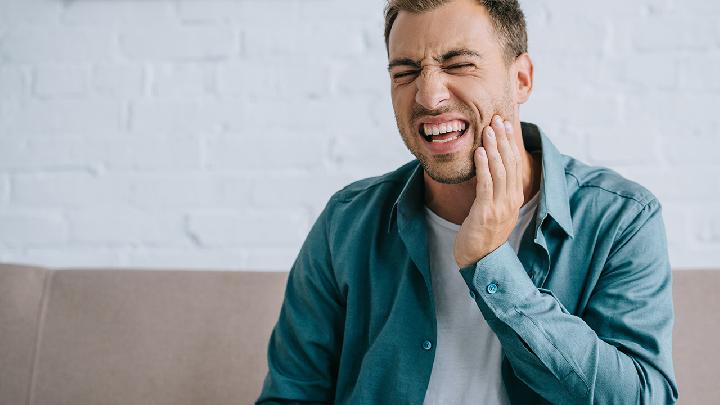牙髓炎的主要症状是什么