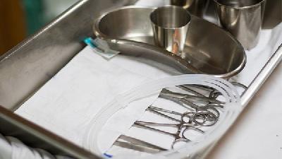 强直性脊柱炎的晚期症状需重视