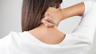 请问肩周炎早期症状是什么模样的?
