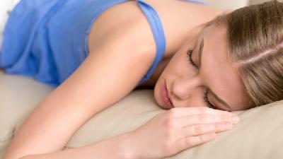 午睡有什么好处 午睡姿势正确对健康会更好
