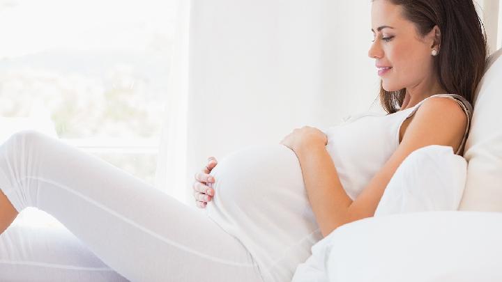 孕晚期为求顺利分娩要谨慎 准妈要把握这些原则