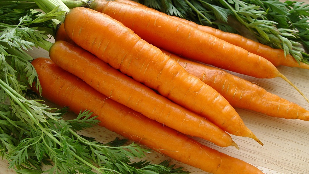 青蒜胡萝卜丝的做法是什么 教你一道健康又美味的青蒜胡萝卜丝的吃法