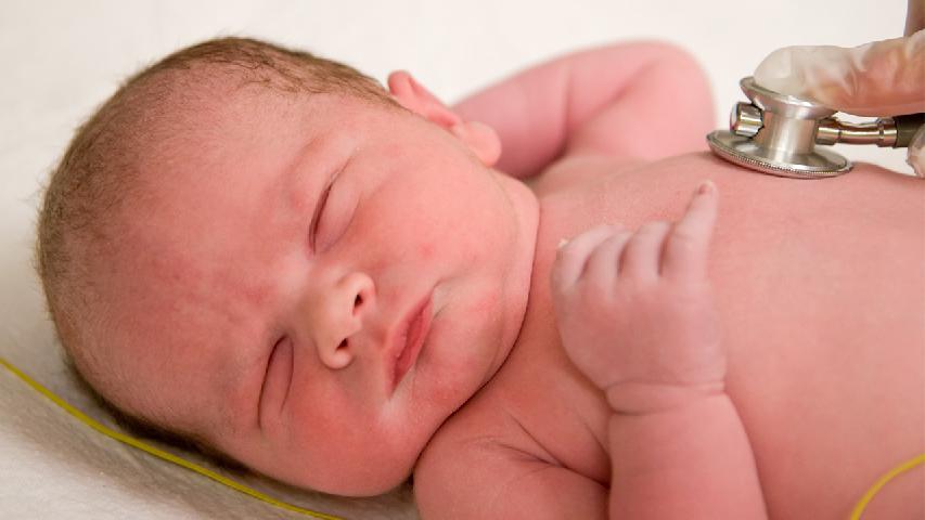 关于婴儿生长发育标准 快看你们家宝宝达标了吗
