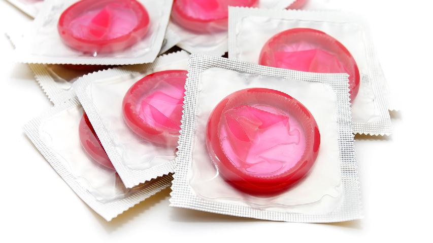 性爱时套套破了怎么办 这6个避孕疑问你弄明白了吗