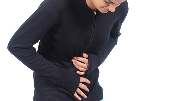 胆囊结石的早期症状都有哪些 胆囊结石会出现恶心和呕吐的症状吗