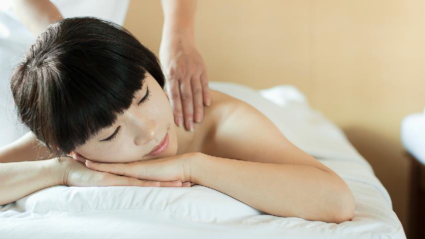 什么是落枕 中医如何推拿治落枕颈椎痛