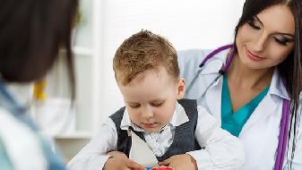 宝宝脖子汗斑可以自愈吗 宝宝脖子汗斑治疗的3个方法