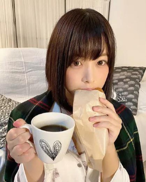 八木奈奈甜美可爱的E罩杯女优写真