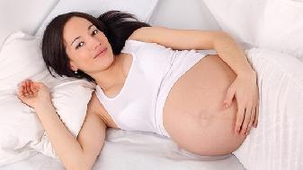 孕妇产前运动的安全小提示 5个产前运动伸展练习