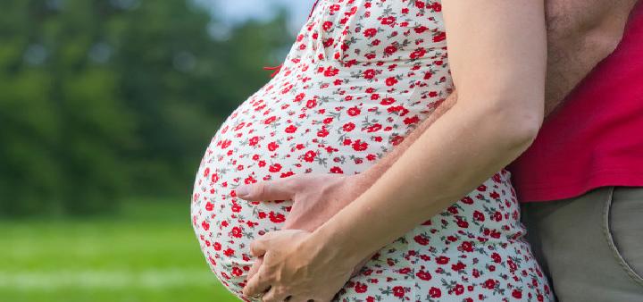 孕期腰痛准妈妈该怎么办 3招可以缓解孕期腰痛问题