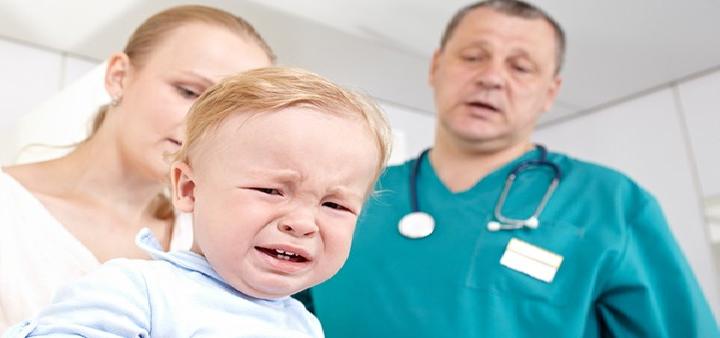为什么剪脐带宝宝会大哭宝宝剪脐带后怎么护理