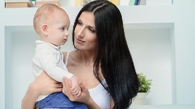 宝宝患母乳性黄疸该怎么办 这些方法能治疗宝宝母乳性黄疸