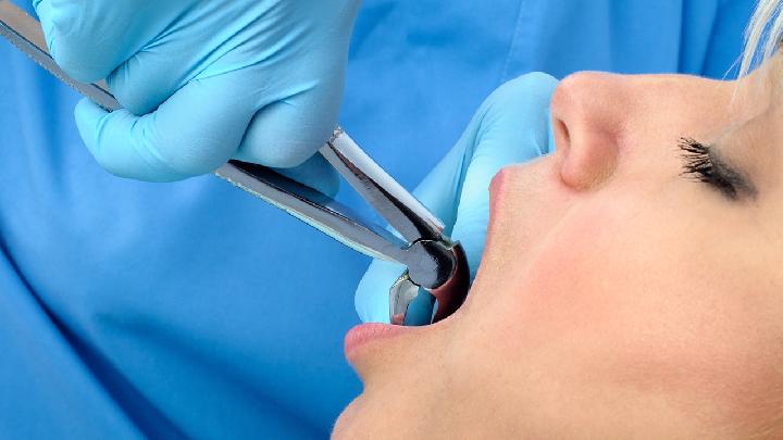 再障患者牙龈出血怎么办呢？