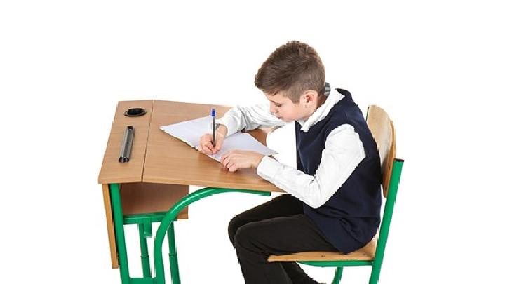 这个小孩生长黄金期不可错过 2个动作让孩子在5月疯狂长高