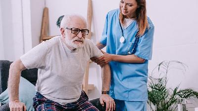 西药可以治疗老年痴呆吗？