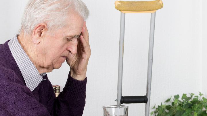 健康规律的生活有助于治疗老年痴呆